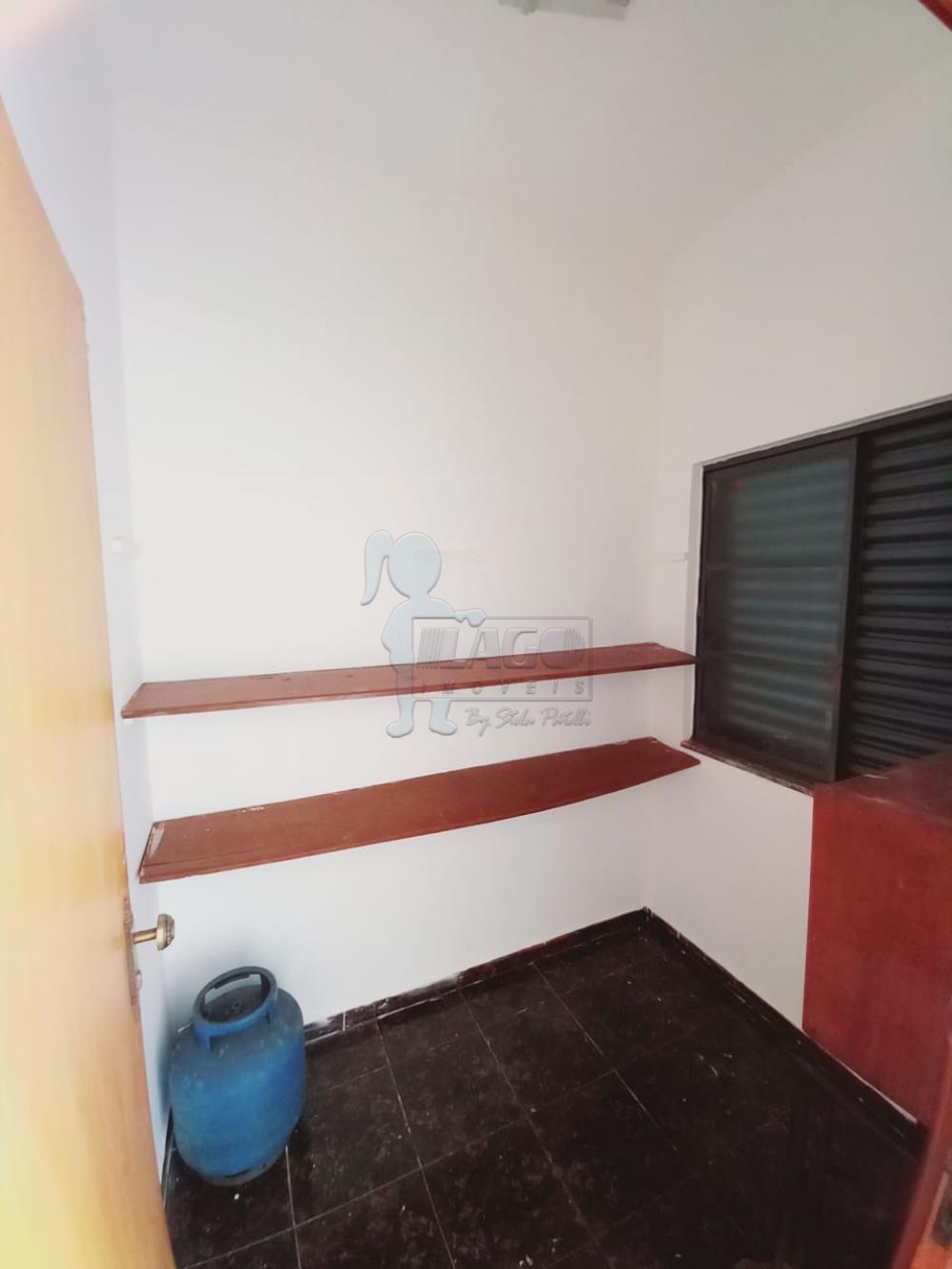 Alugar Casas / Padrão em Ribeirão Preto R$ 1.800,00 - Foto 11