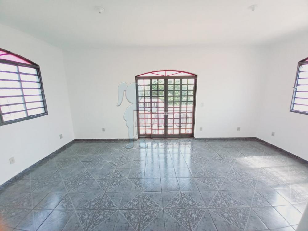 Alugar Casas / Padrão em Ribeirão Preto R$ 1.800,00 - Foto 12