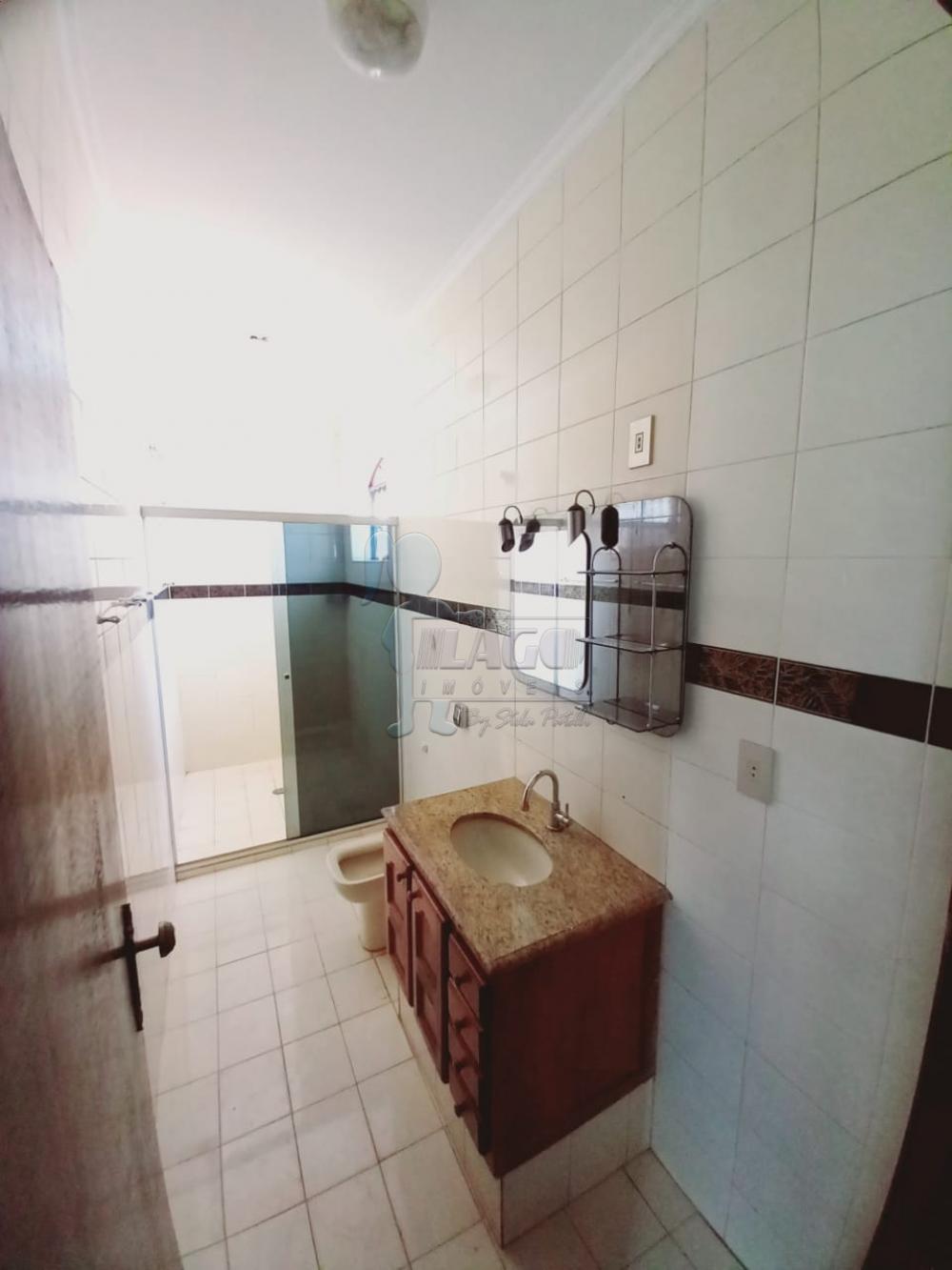 Alugar Casas / Padrão em Ribeirão Preto R$ 1.800,00 - Foto 16