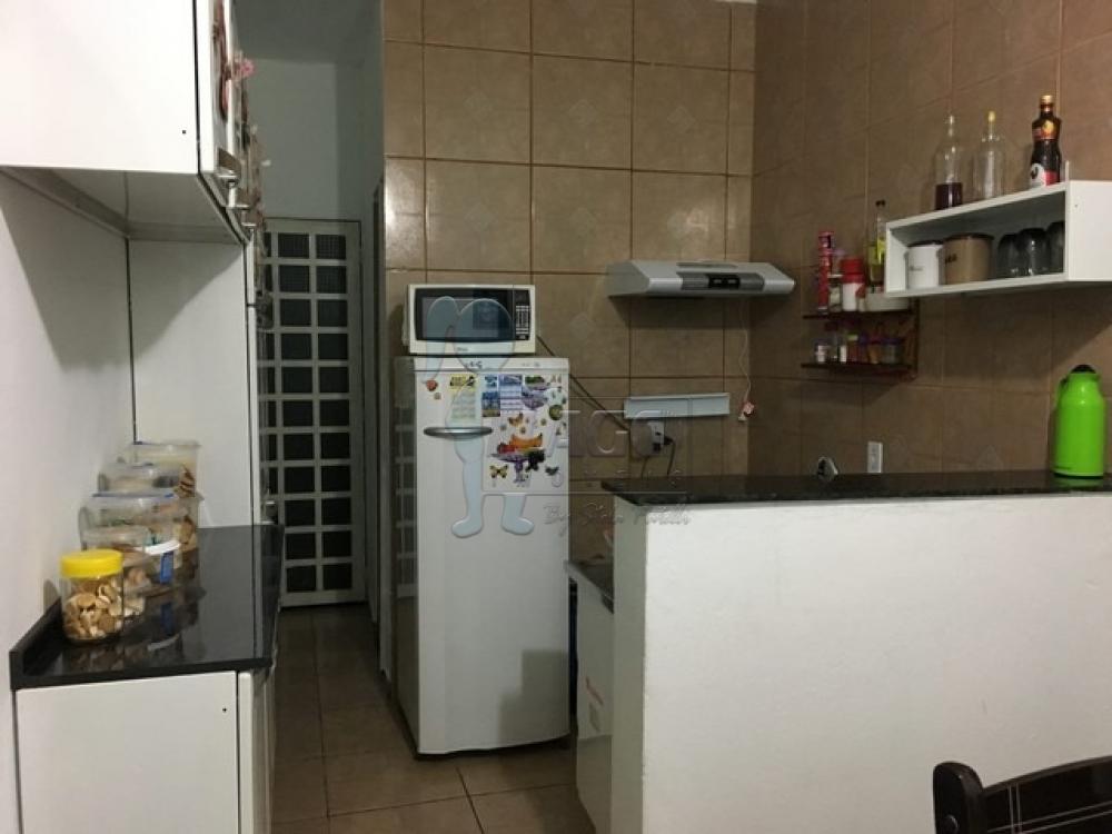 Comprar Casas / Padrão em Ribeirão Preto R$ 185.000,00 - Foto 4