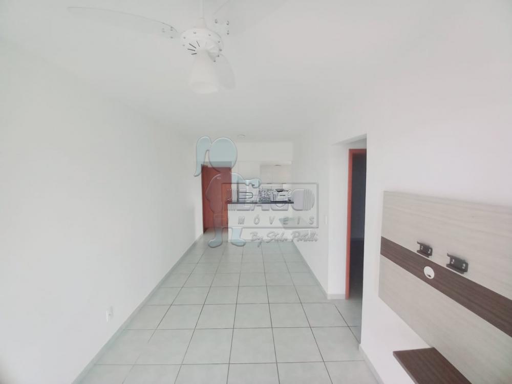 Alugar Apartamentos / Padrão em Ribeirão Preto R$ 950,00 - Foto 2