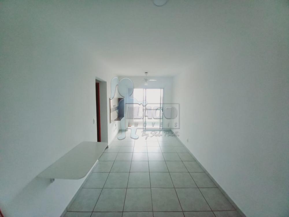 Alugar Apartamentos / Padrão em Ribeirão Preto R$ 950,00 - Foto 1