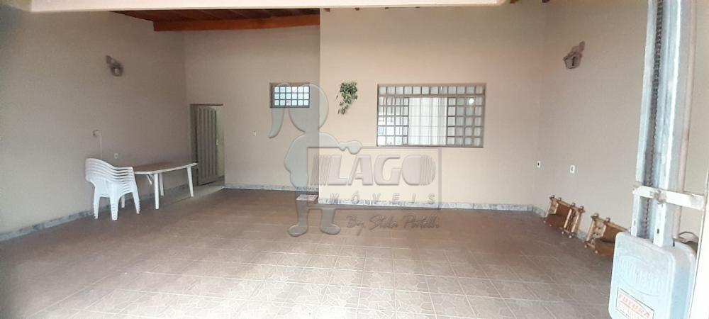 Alugar Casas / Padrão em Ribeirão Preto R$ 1.550,00 - Foto 16