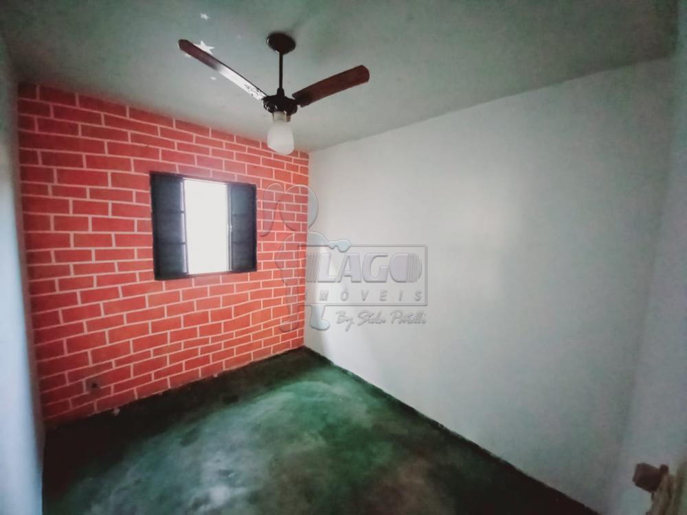 Alugar Casas / Padrão em Ribeirão Preto R$ 770,00 - Foto 17