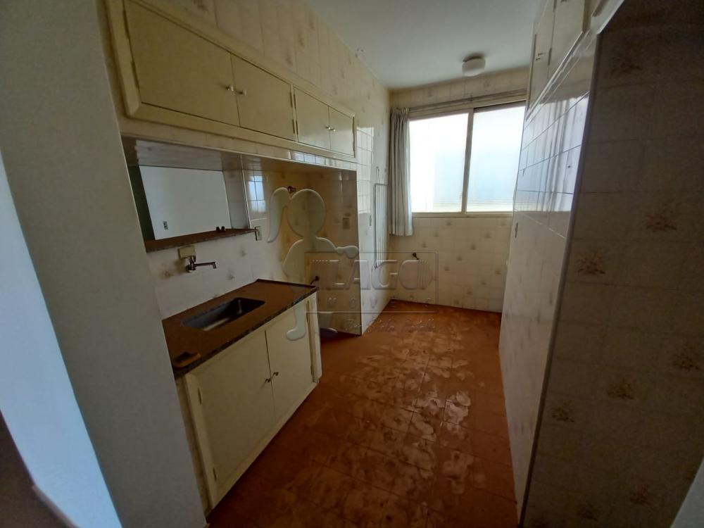 Alugar Apartamentos / Padrão em Ribeirão Preto R$ 600,00 - Foto 4