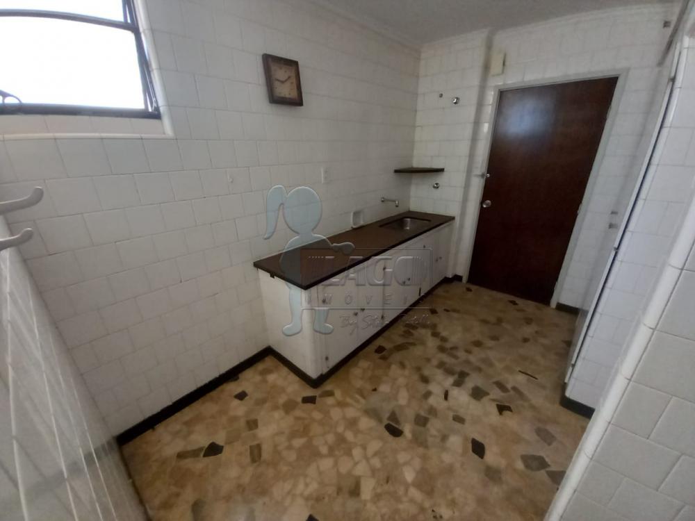 Alugar Apartamentos / Padrão em Ribeirão Preto R$ 1.200,00 - Foto 4