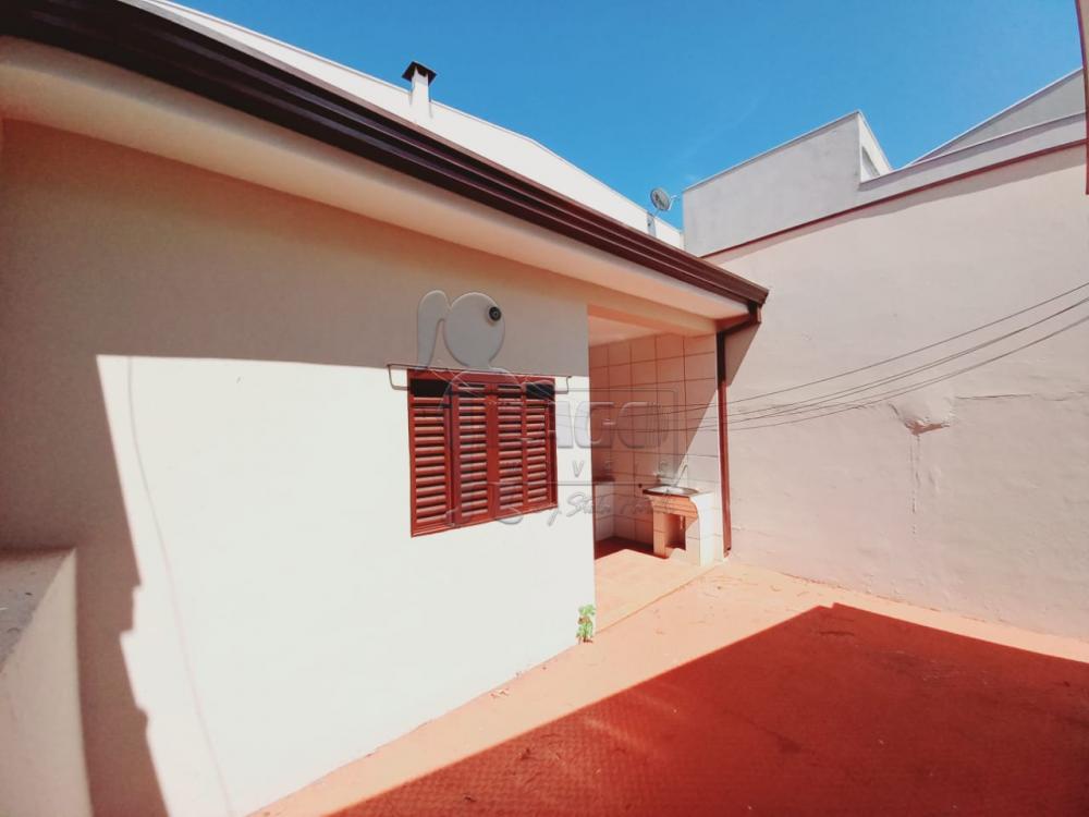 Alugar Casas / Padrão em Ribeirão Preto R$ 1.950,00 - Foto 16