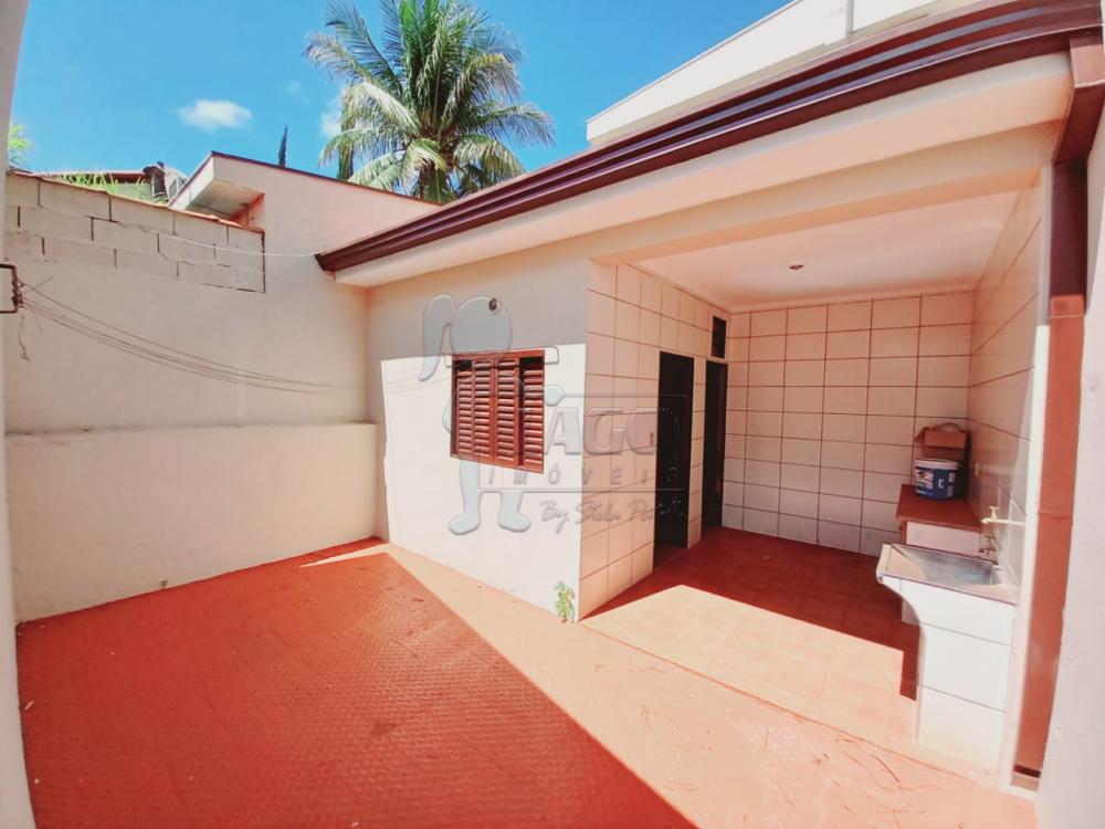 Alugar Casas / Padrão em Ribeirão Preto R$ 1.950,00 - Foto 17