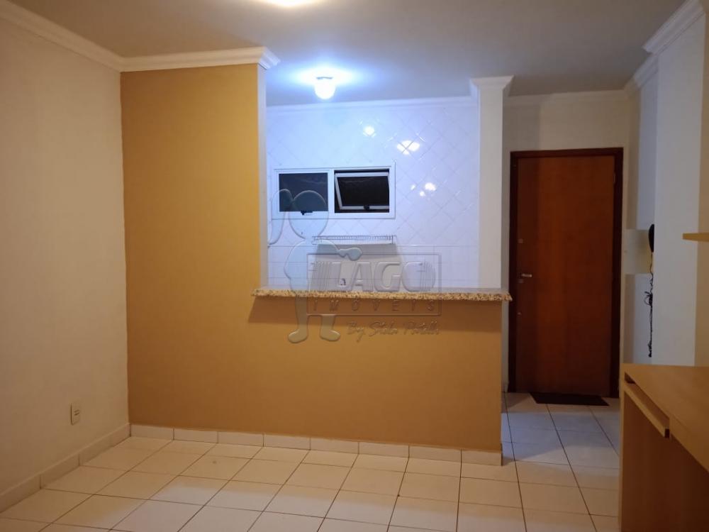 Alugar Apartamentos / Padrão em Ribeirão Preto R$ 1.000,00 - Foto 1