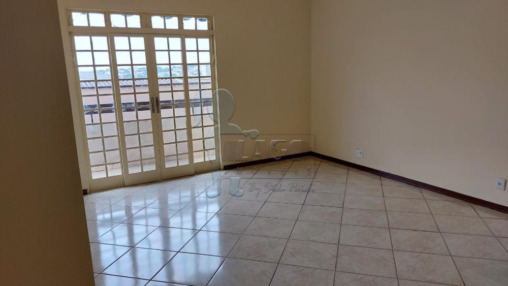 Alugar Apartamentos / Padrão em Ribeirão Preto R$ 1.300,00 - Foto 3