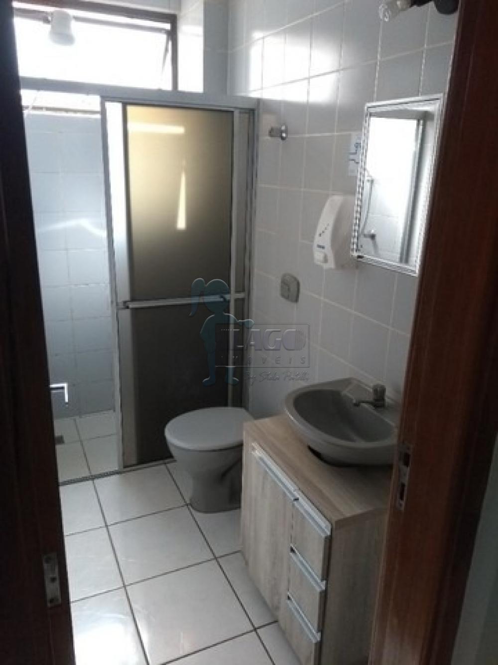 Alugar Apartamentos / Padrão em Ribeirão Preto R$ 1.100,00 - Foto 12