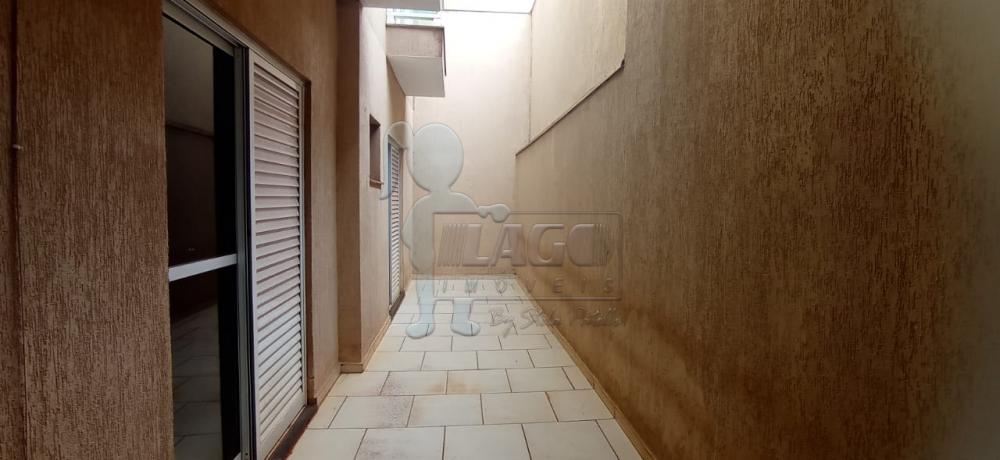 Alugar Apartamentos / Padrão em Ribeirão Preto R$ 1.700,00 - Foto 14