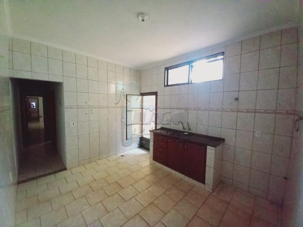 Alugar Casas / Padrão em Ribeirão Preto R$ 1.300,00 - Foto 8