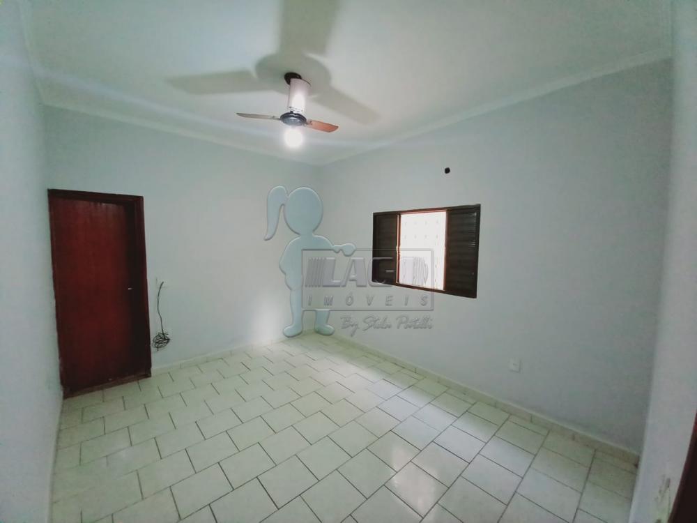 Alugar Casas / Padrão em Ribeirão Preto R$ 1.300,00 - Foto 2