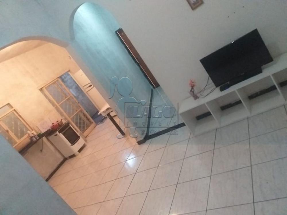 Comprar Casas / Padrão em Ribeirão Preto R$ 276.000,00 - Foto 1