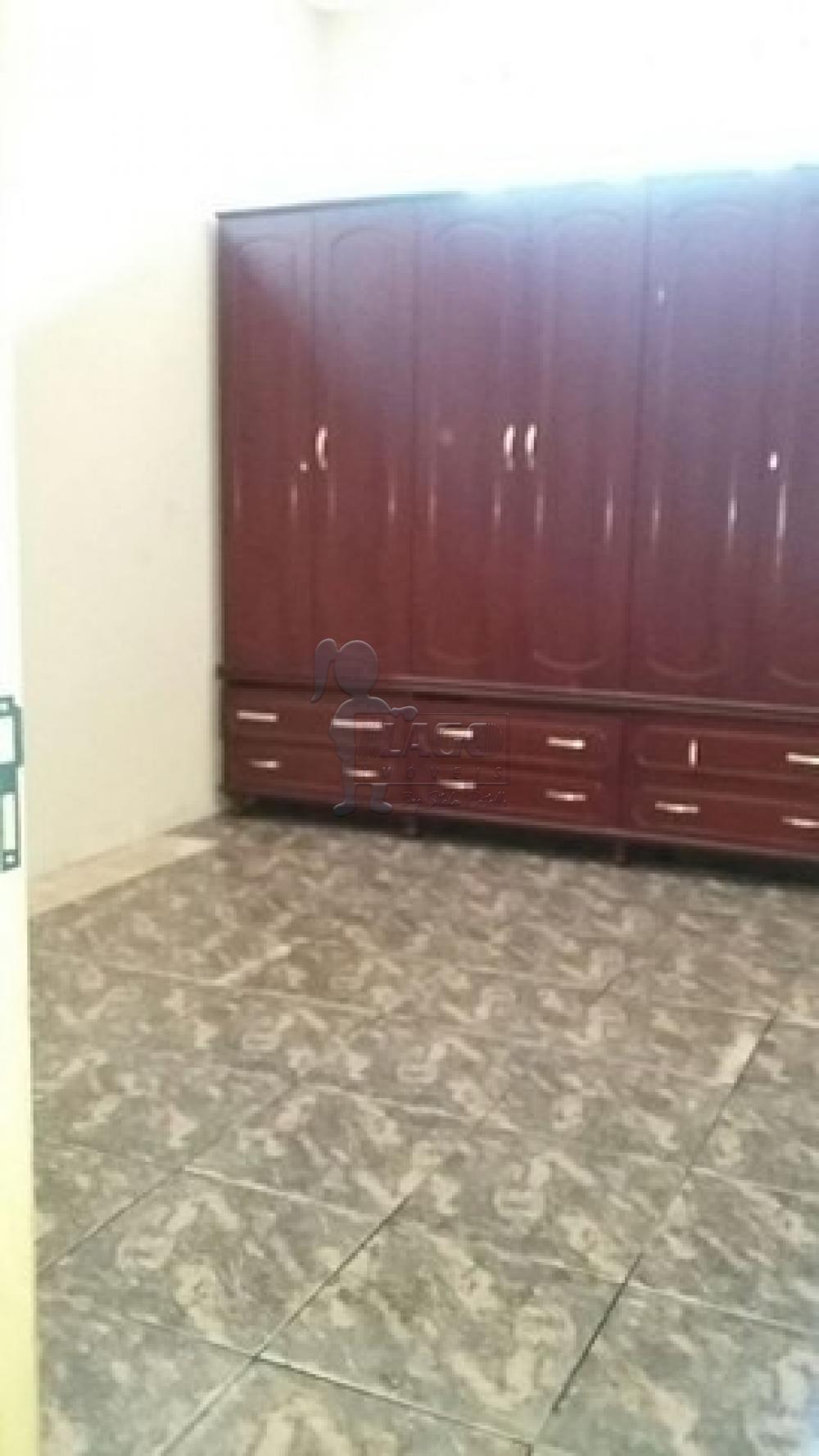 Comprar Casas / Padrão em Ribeirão Preto R$ 220.000,00 - Foto 4