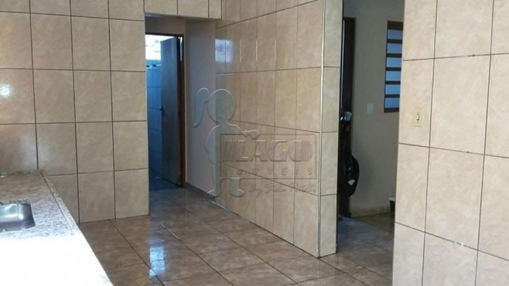 Comprar Casas / Padrão em Ribeirão Preto R$ 220.000,00 - Foto 3