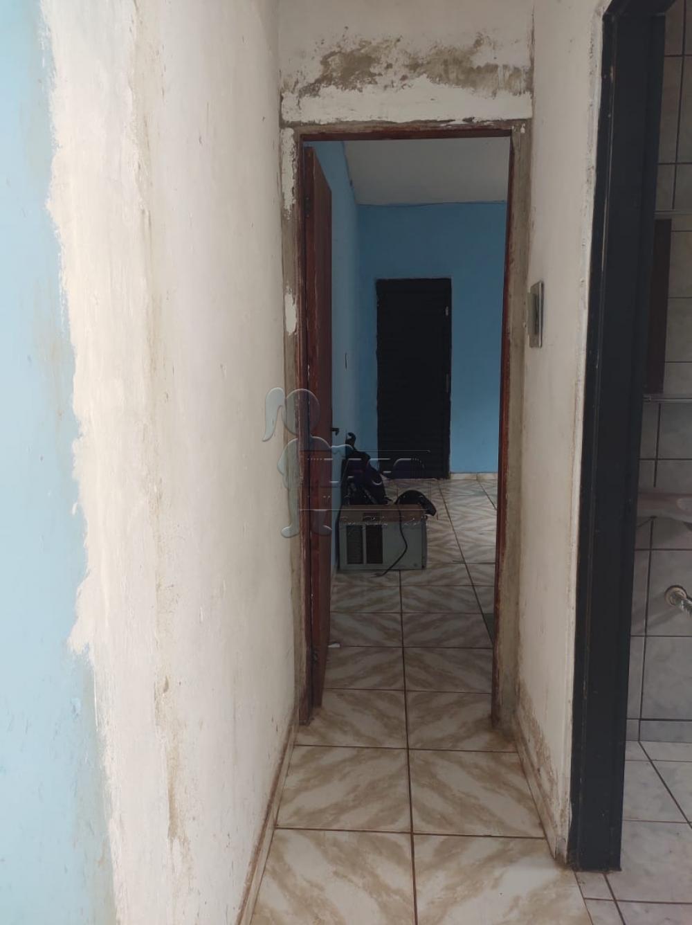 Alugar Casas / Padrão em Ribeirão Preto R$ 800,00 - Foto 7