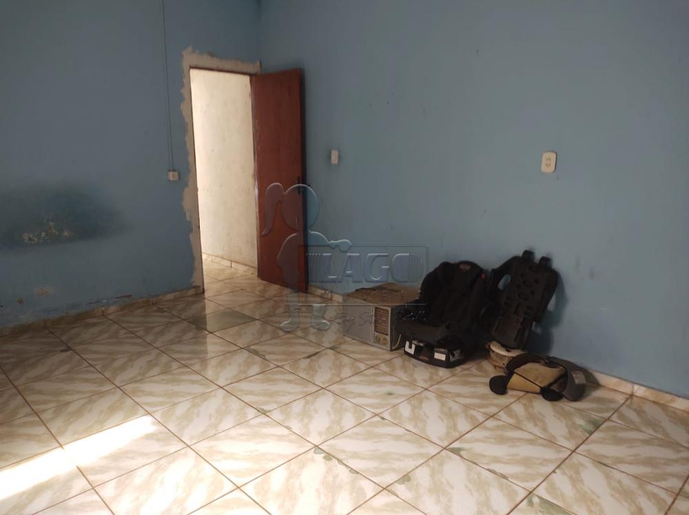 Alugar Casas / Padrão em Ribeirão Preto R$ 800,00 - Foto 6