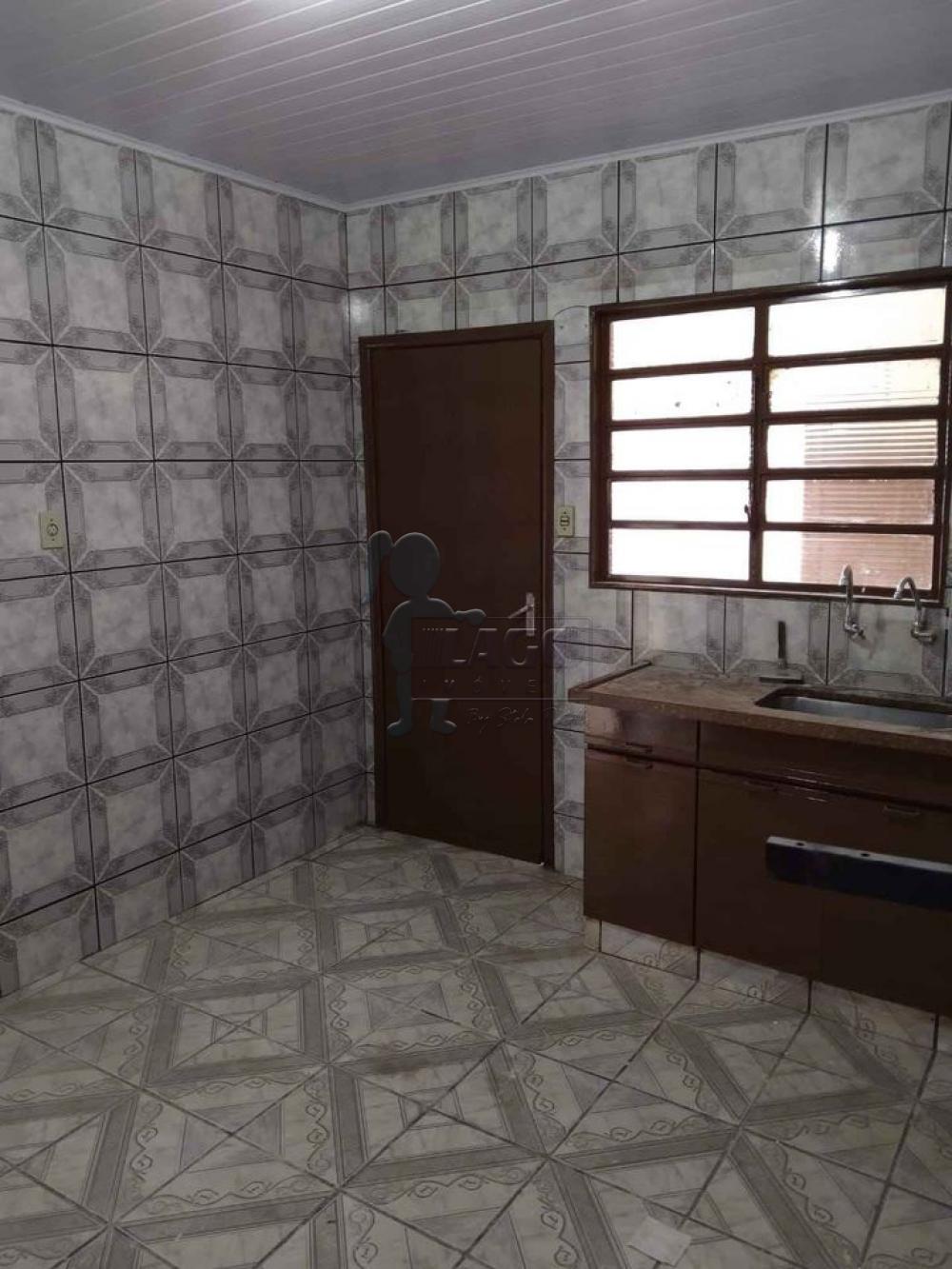 Alugar Casas / Padrão em Ribeirão Preto R$ 950,00 - Foto 8