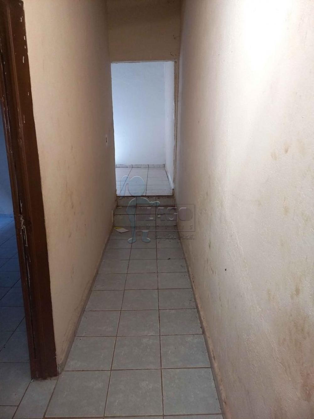 Comprar Casas / Padrão em Ribeirão Preto R$ 100.000,00 - Foto 4