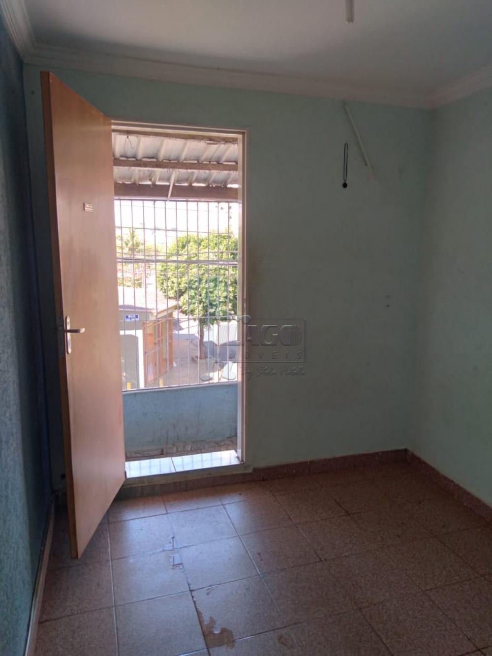 Comprar Casas / Padrão em Ribeirão Preto R$ 110.000,00 - Foto 2