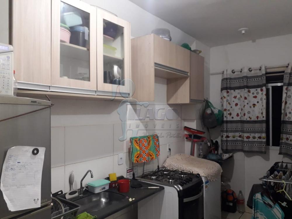 Comprar Apartamentos / Padrão em Ribeirão Preto R$ 150.000,00 - Foto 1