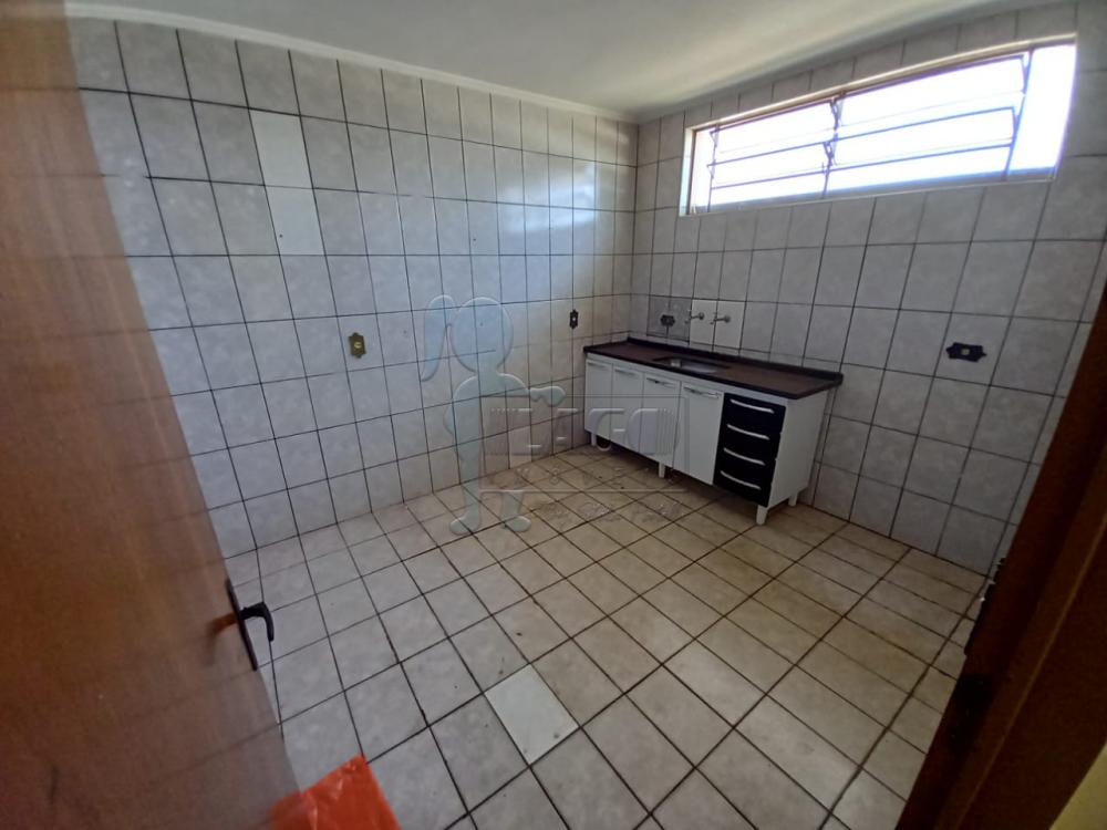 Alugar Casas / Padrão em Ribeirão Preto R$ 1.100,00 - Foto 7