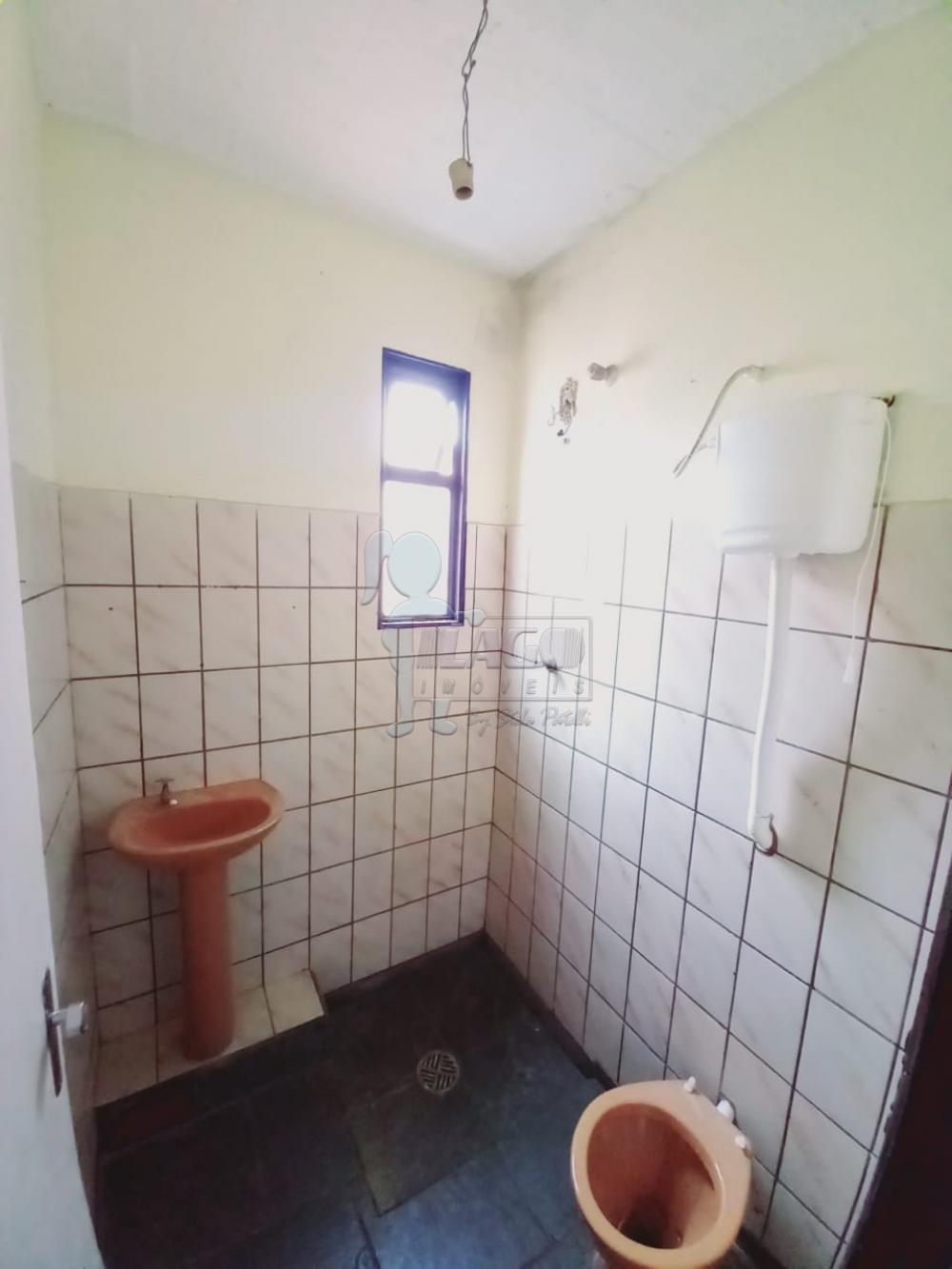 Alugar Casas / Padrão em Ribeirão Preto R$ 700,00 - Foto 8