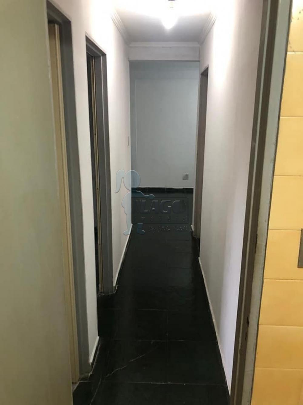 Alugar Apartamentos / Padrão em Ribeirão Preto R$ 950,00 - Foto 3