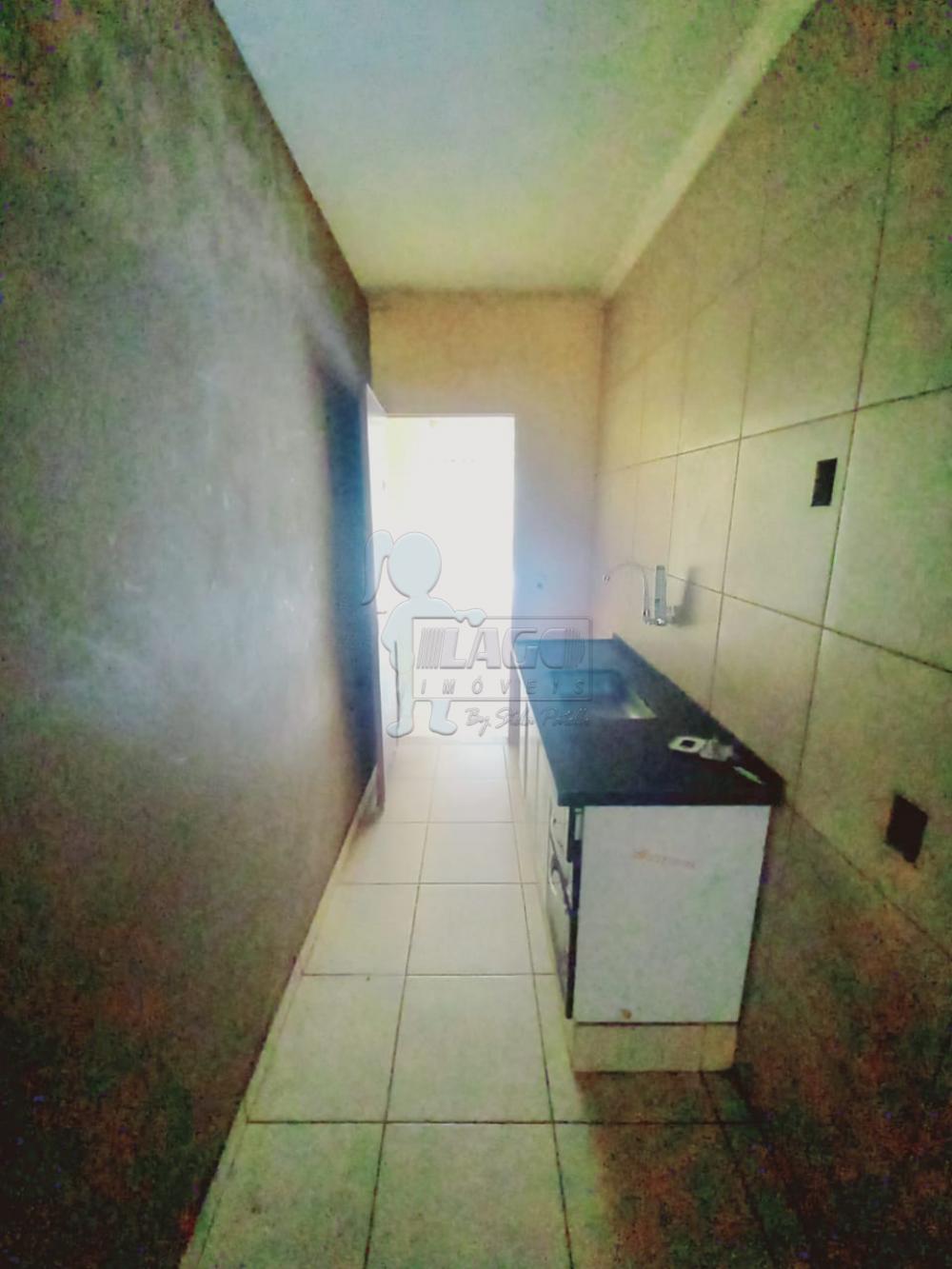 Alugar Casas / Padrão em Ribeirão Preto R$ 850,00 - Foto 5