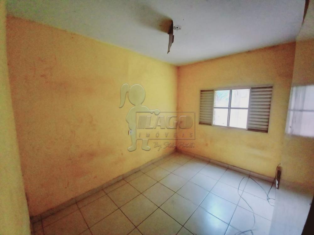 Alugar Casas / Padrão em Ribeirão Preto R$ 850,00 - Foto 2