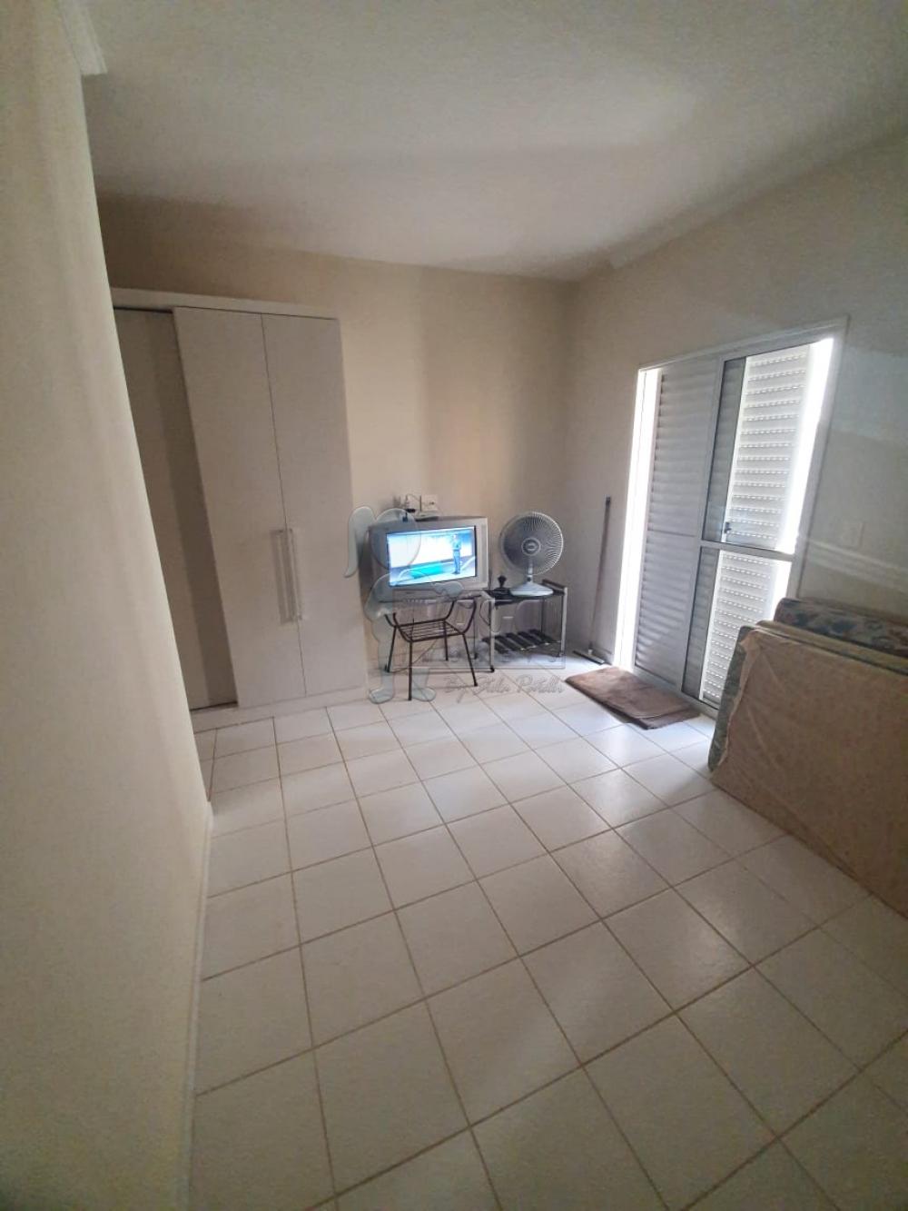 Comprar Apartamentos / Padrão em Ribeirão Preto R$ 244.000,00 - Foto 3