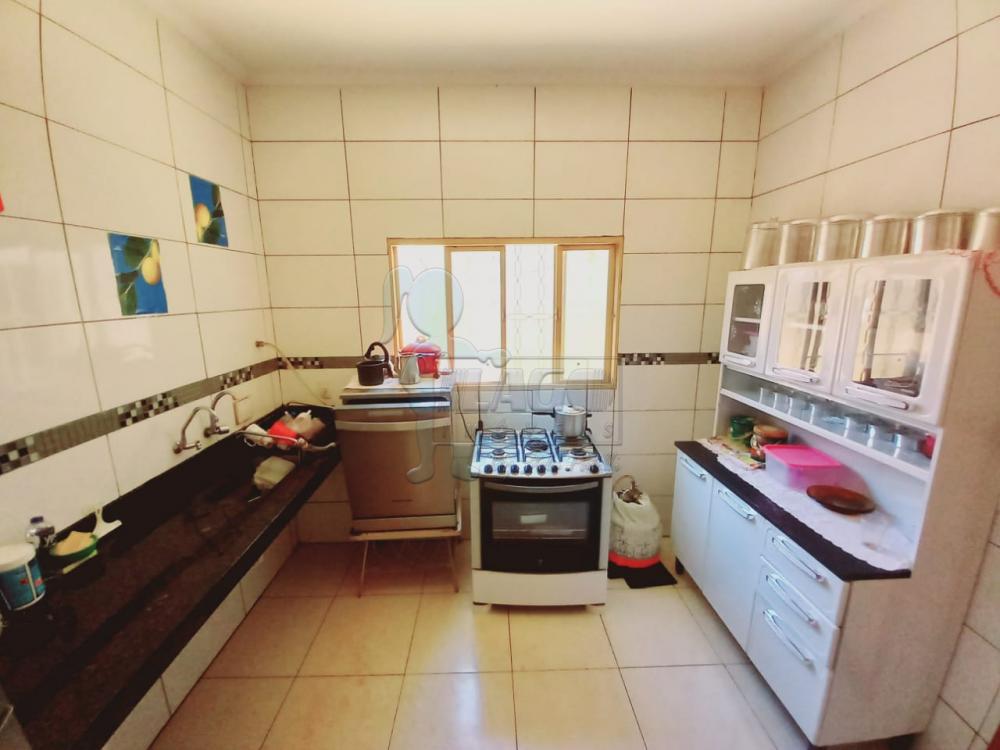 Alugar Casas / Padrão em Ribeirão Preto R$ 1.500,00 - Foto 5