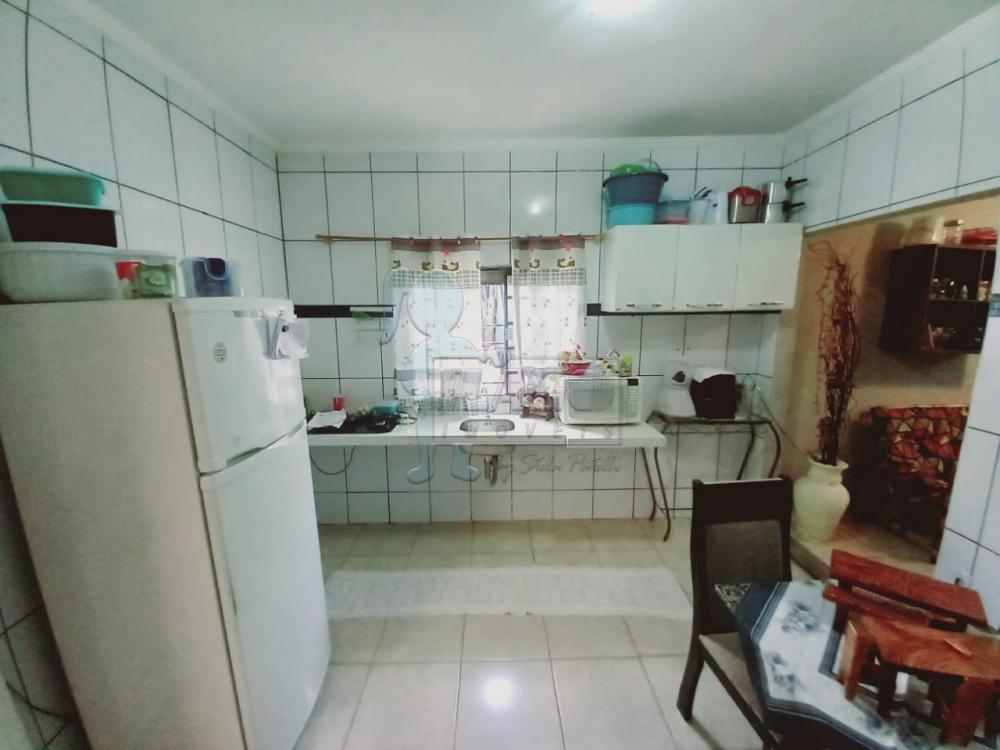 Alugar Casas / Padrão em Ribeirão Preto R$ 1.100,00 - Foto 12