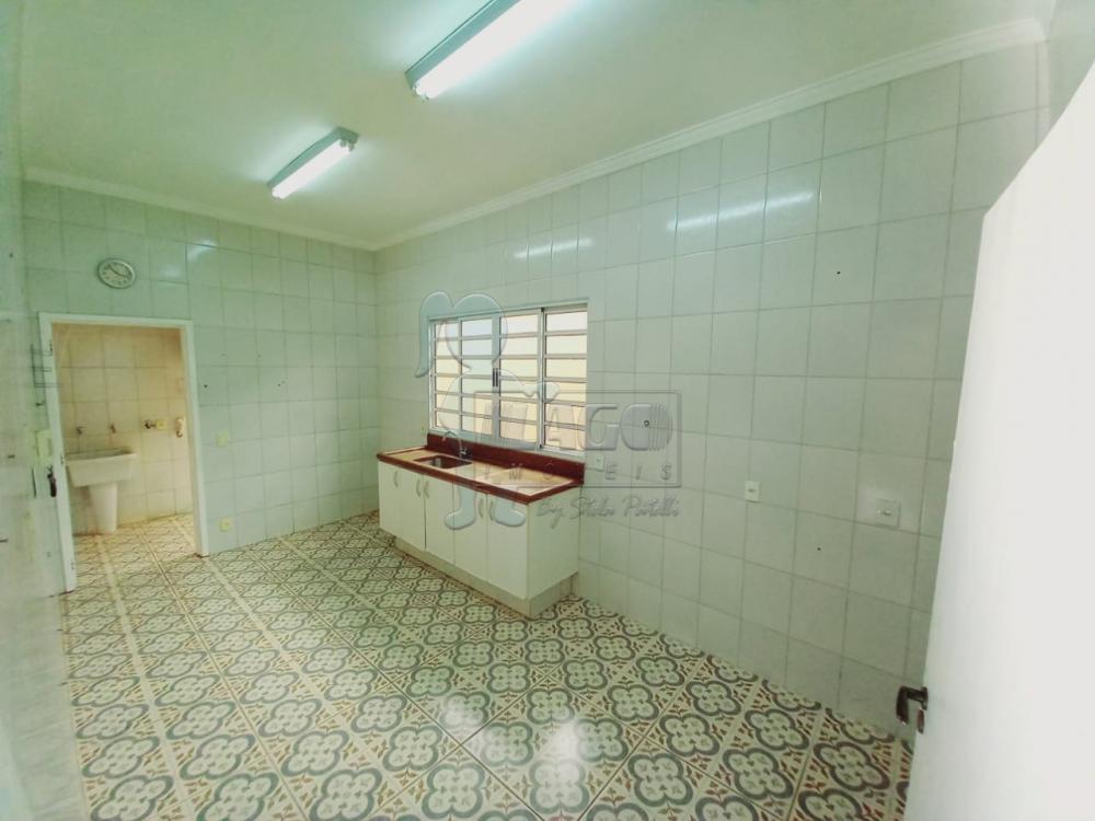 Alugar Casas / Padrão em Ribeirão Preto R$ 2.000,00 - Foto 12