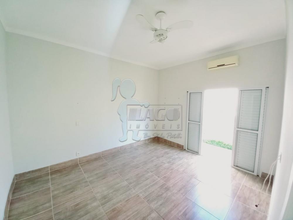 Alugar Casas / Padrão em Ribeirão Preto R$ 2.000,00 - Foto 4