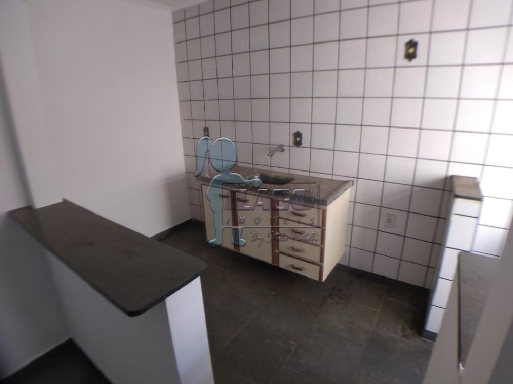 Alugar Apartamentos / Padrão em Ribeirão Preto R$ 1.150,00 - Foto 5