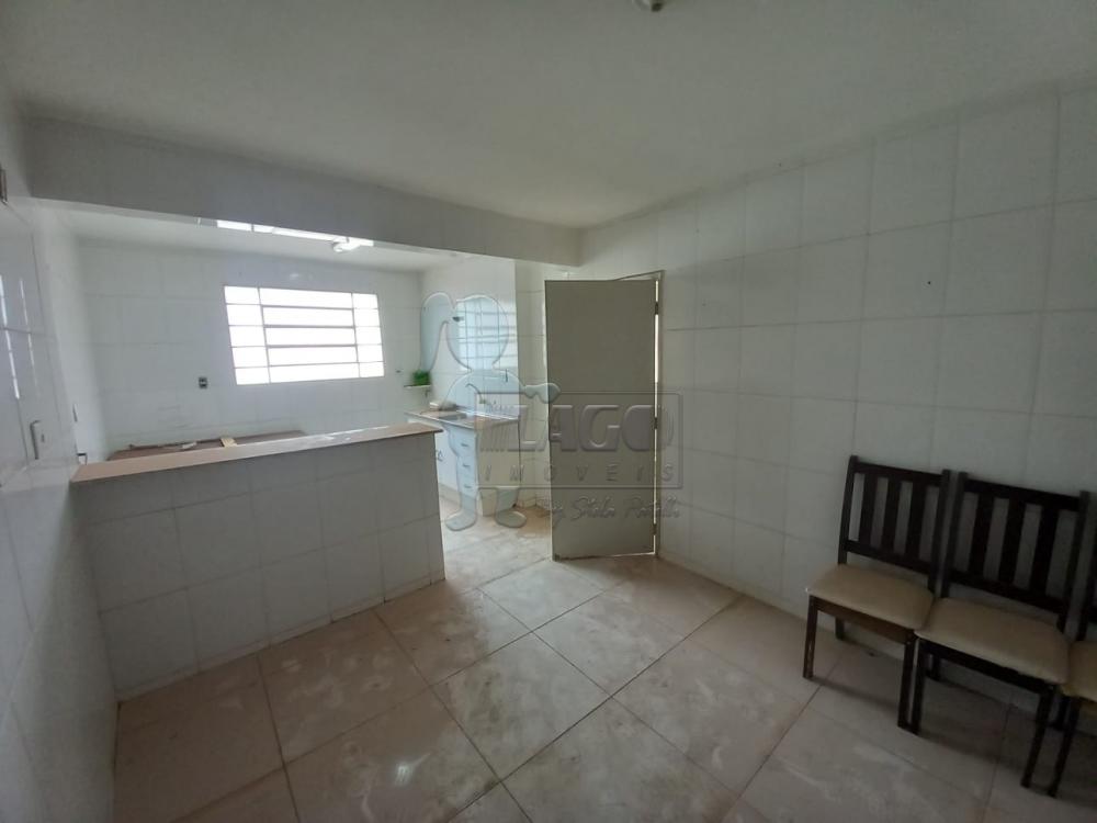 Alugar Apartamentos / Padrão em Ribeirão Preto R$ 1.950,00 - Foto 1