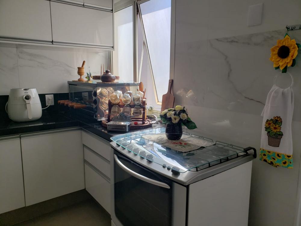 Alugar Apartamentos / Padrão em Ribeirão Preto R$ 2.300,00 - Foto 7