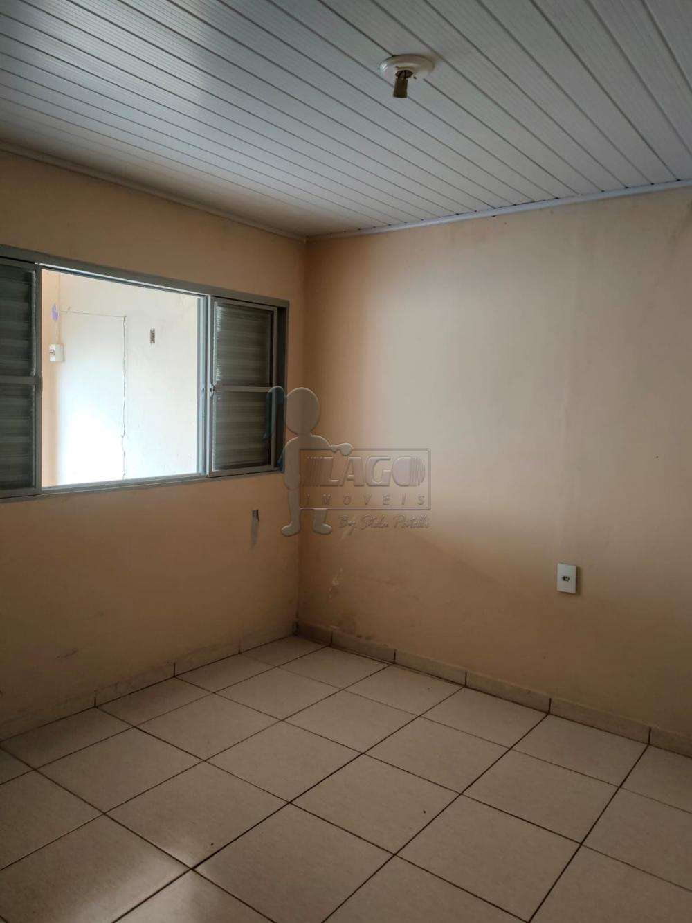 Alugar Casas / Padrão em Ribeirão Preto R$ 800,00 - Foto 5