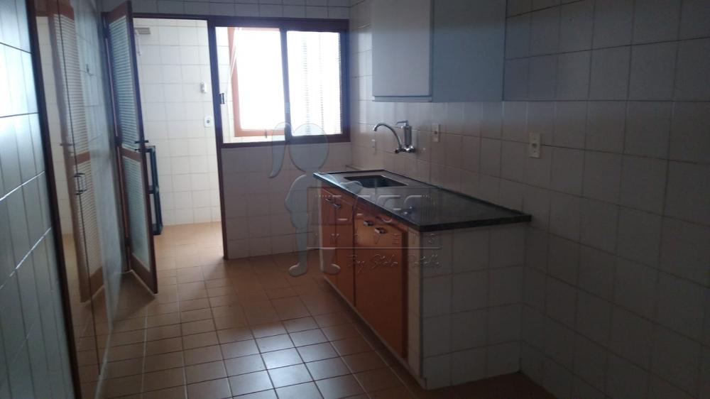 Alugar Apartamentos / Padrão em Ribeirão Preto R$ 1.400,00 - Foto 13