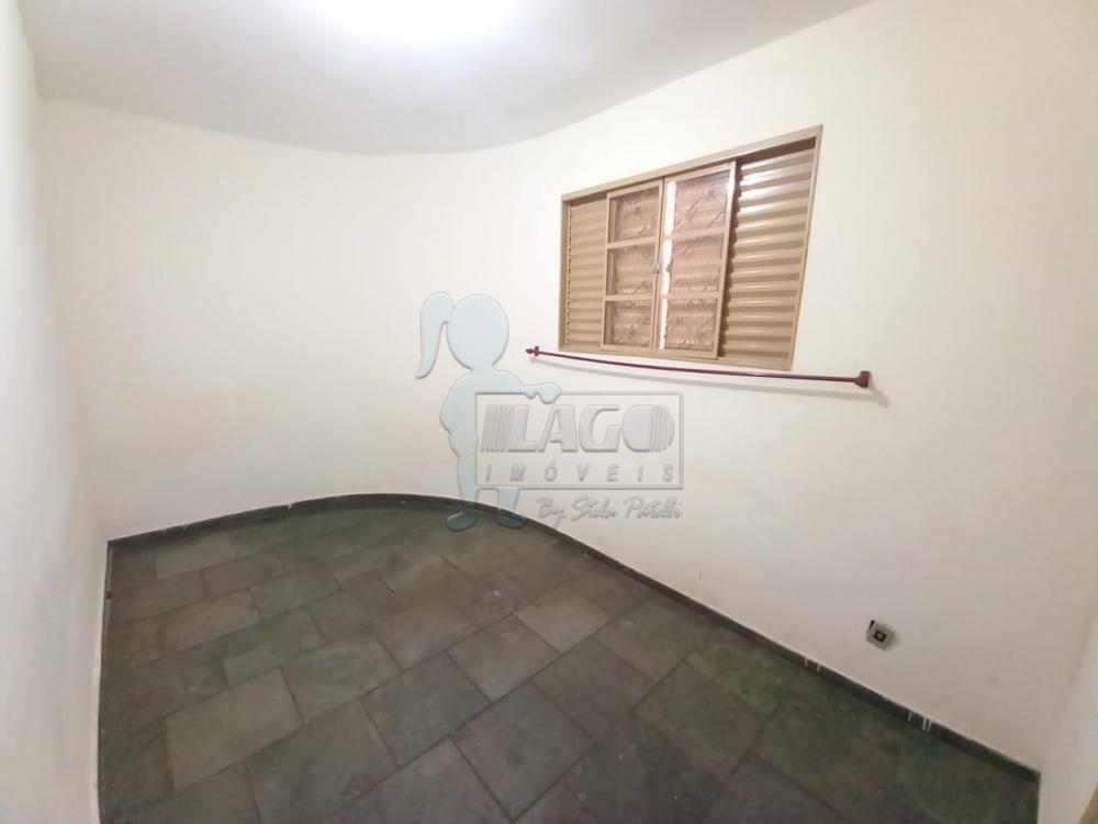 Comprar Casas / Padrão em Ribeirão Preto R$ 450.000,00 - Foto 1