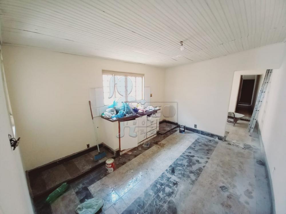 Alugar Casas / Padrão em Ribeirão Preto R$ 900,00 - Foto 6