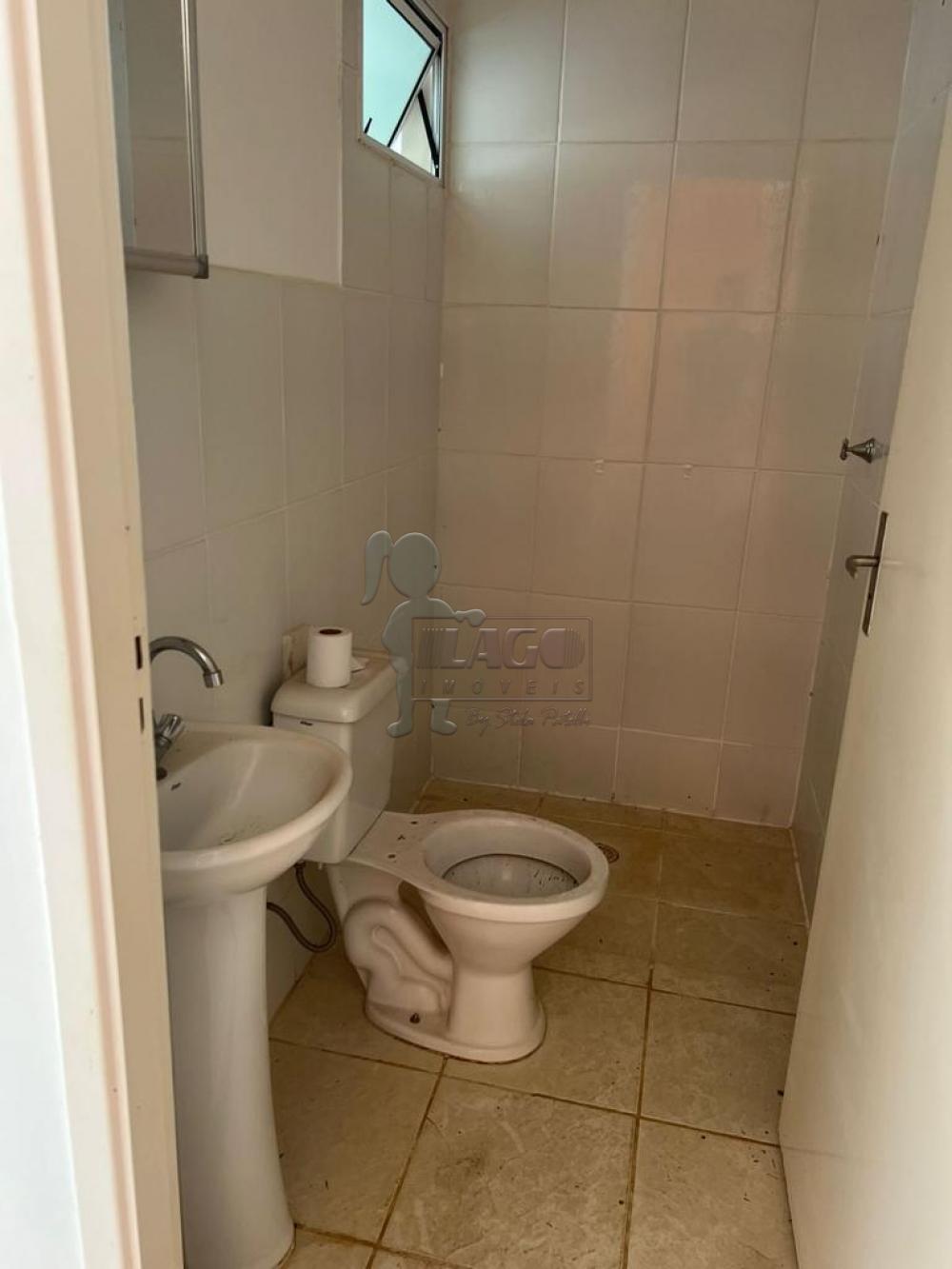 Comprar Apartamentos / Padrão em Ribeirão Preto R$ 150.000,00 - Foto 2