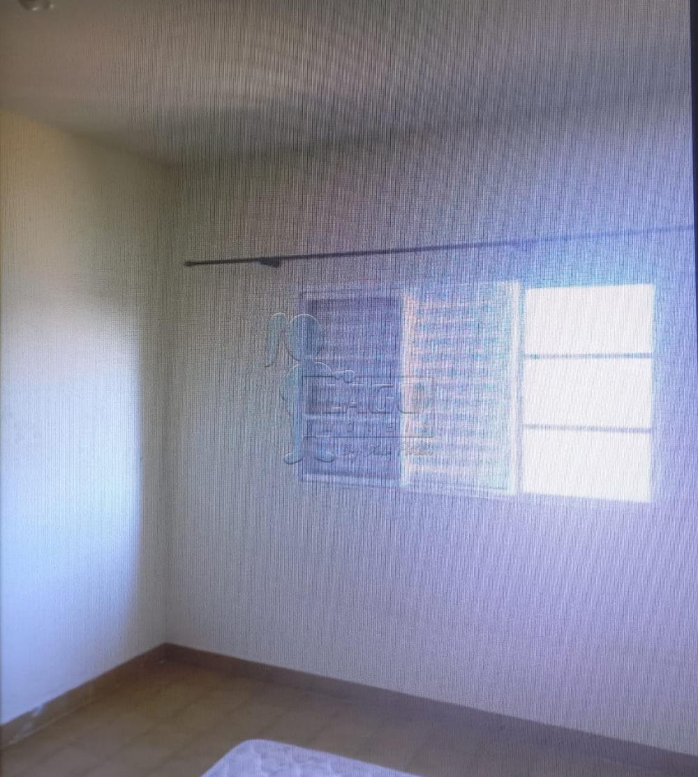 Comprar Casas / Padrão em Ribeirão Preto R$ 450.000,00 - Foto 1