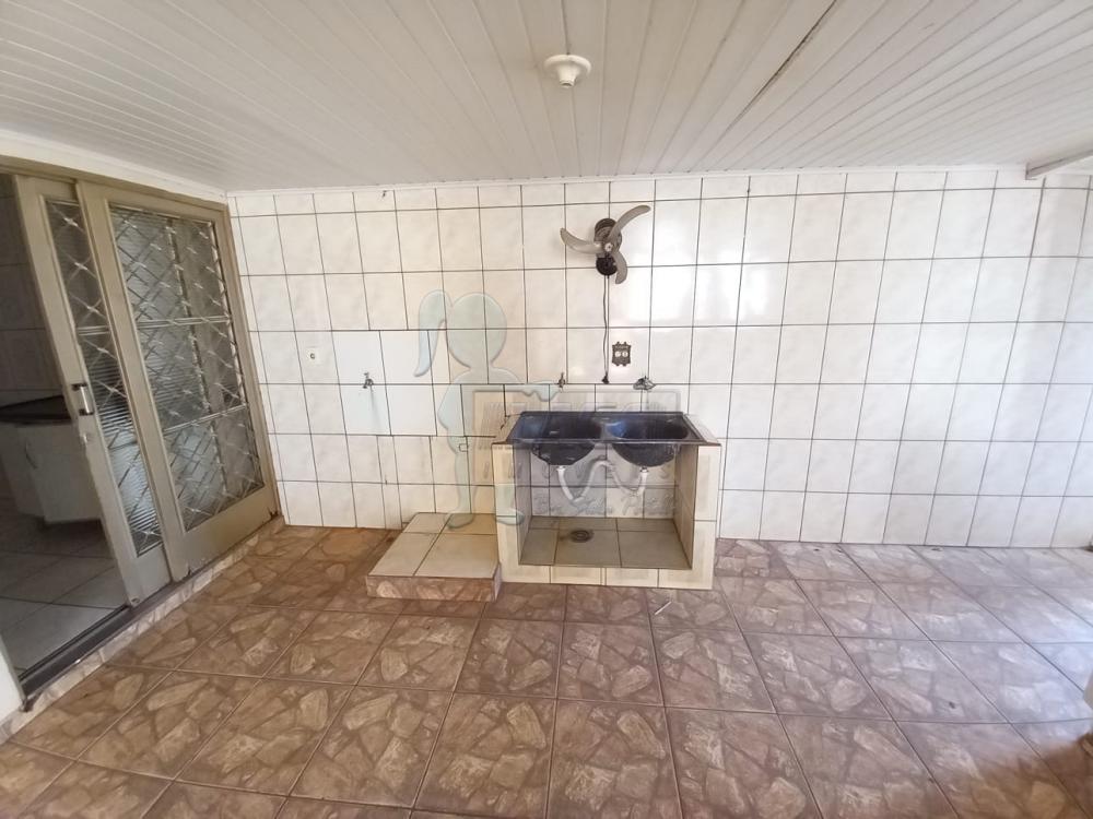 Alugar Casas / Padrão em Ribeirão Preto R$ 1.400,00 - Foto 12