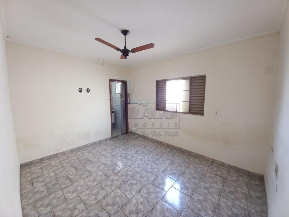 Alugar Casas / Padrão em Ribeirão Preto R$ 1.400,00 - Foto 3