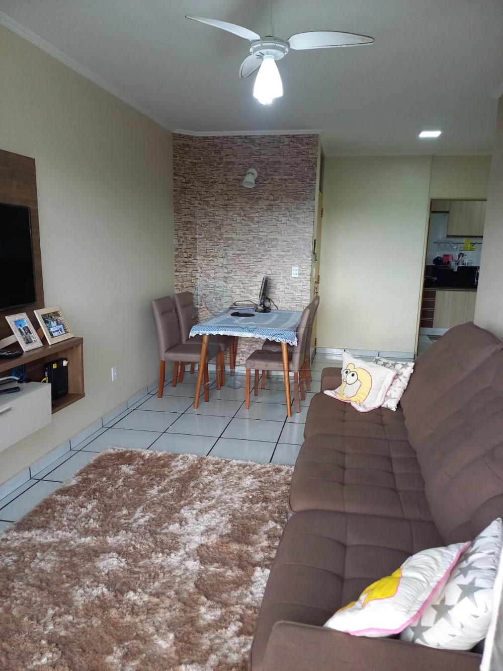 Comprar Apartamentos / Padrão em Ribeirão Preto R$ 295.000,00 - Foto 2