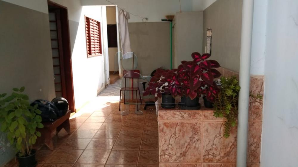 Alugar Casas / Padrão em Ribeirão Preto R$ 950,00 - Foto 6